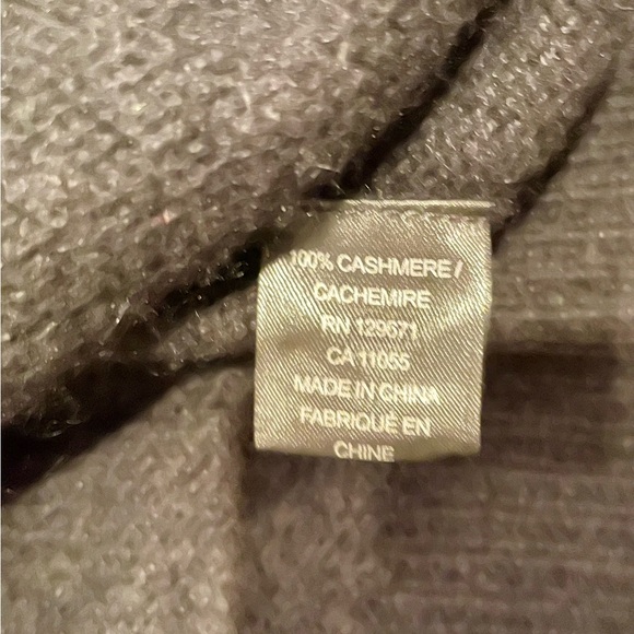 Black Cashmere Cardigan - Picture 4 of 6